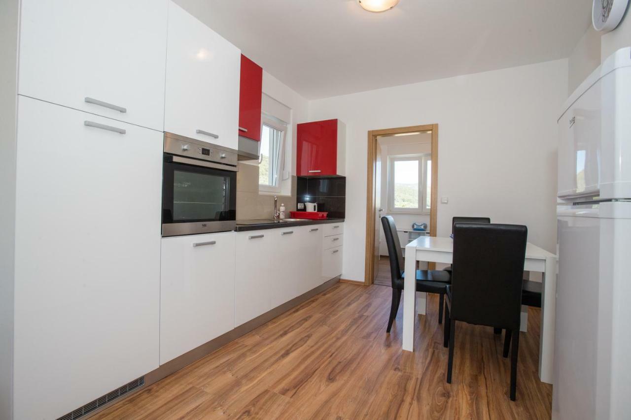 Apartments Petrusic スペタルスカ・ドラガ エクステリア 写真